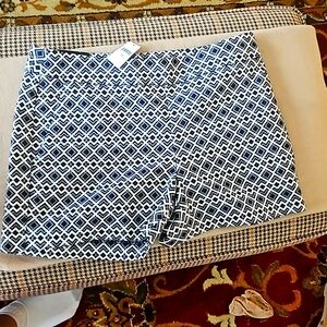Banana Republic 4"Shorts Dark blue and off white Size 10
